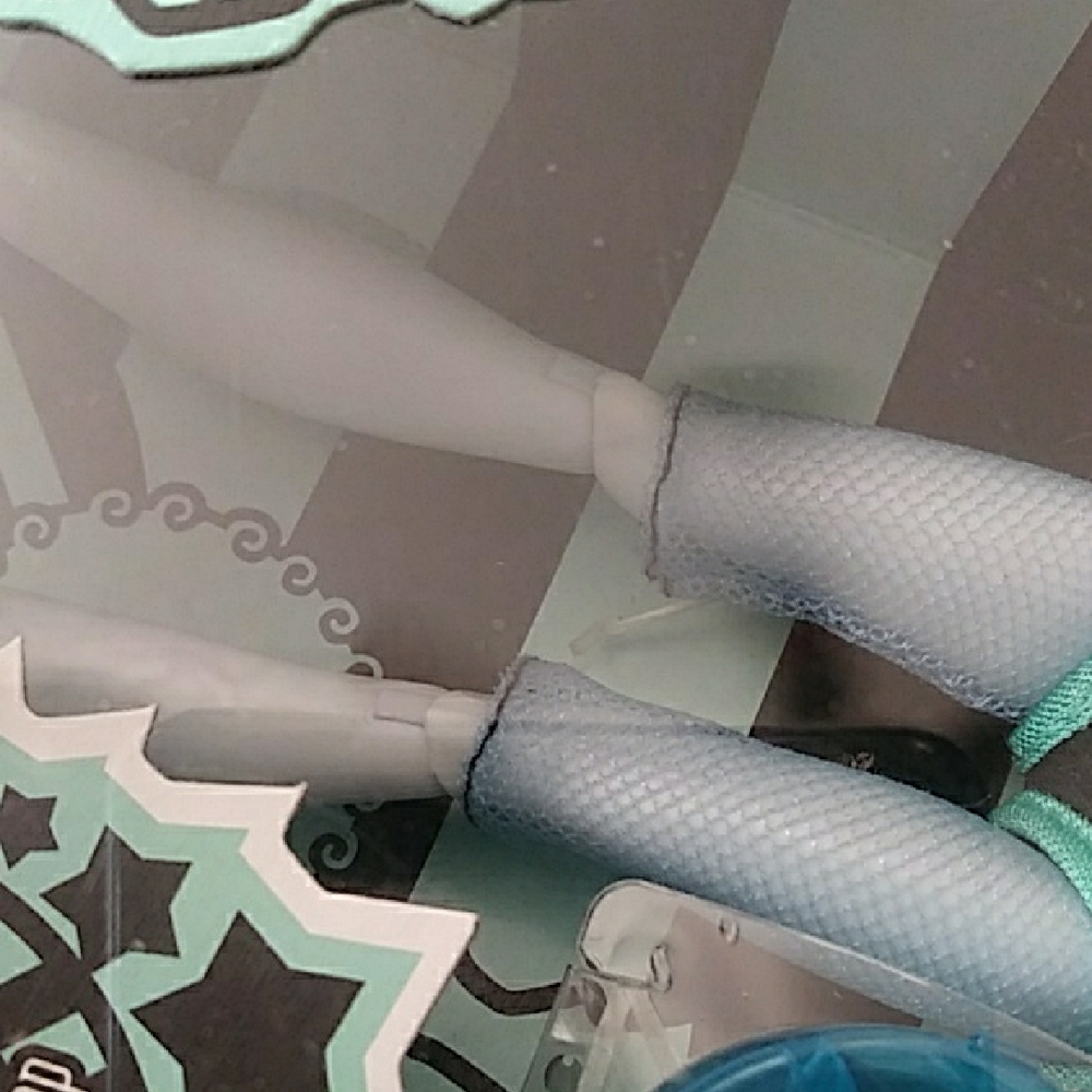 Creeproduction Lagoona Blue Monster High Doll, In Box - Picture 6 of 7